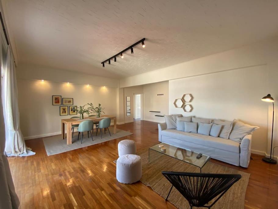אתונה 2-Bedroom Apartment In Athina מראה חיצוני תמונה
