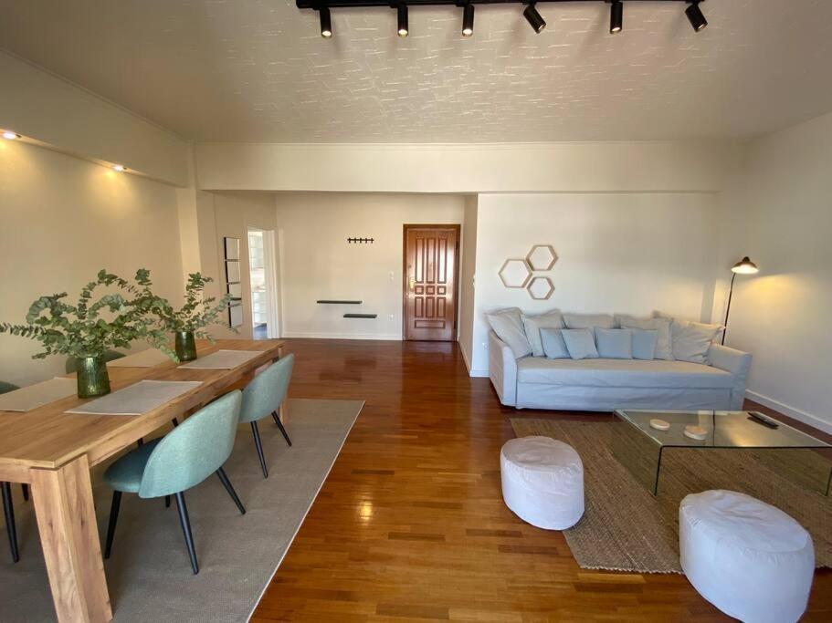 אתונה 2-Bedroom Apartment In Athina מראה חיצוני תמונה